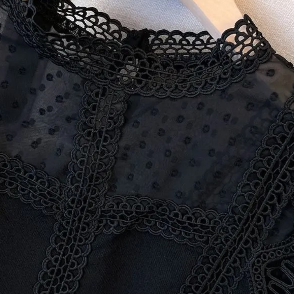 Scarlett - Elegante kanten damesblouse voor de zomer