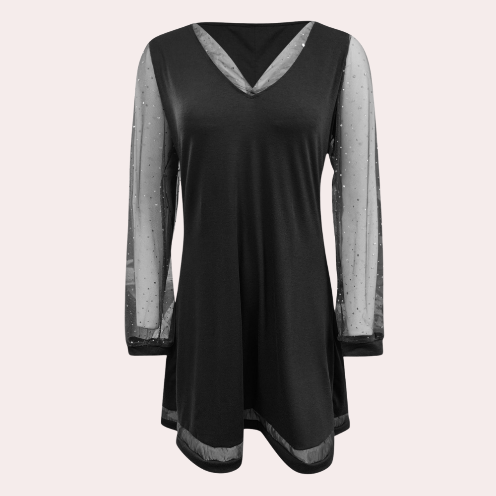 Moderne damesjurk met v-hals voor de zomer