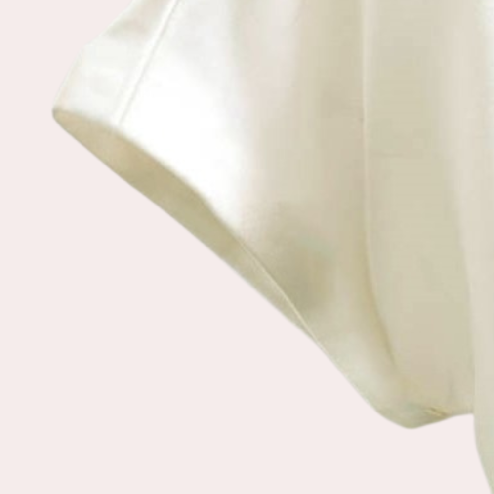 Zomerse gebloemde damesblouse