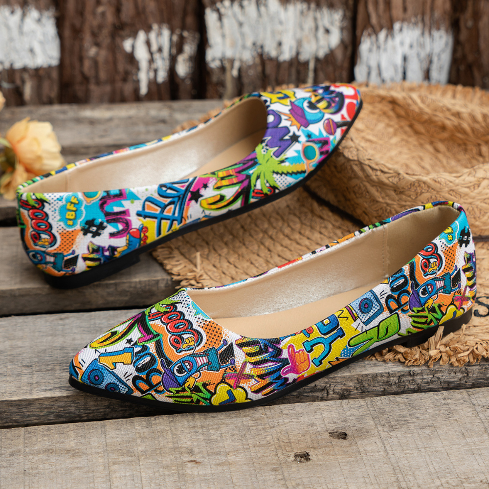 Modieuze en kleurrijke zomerse platte damesschoenen
