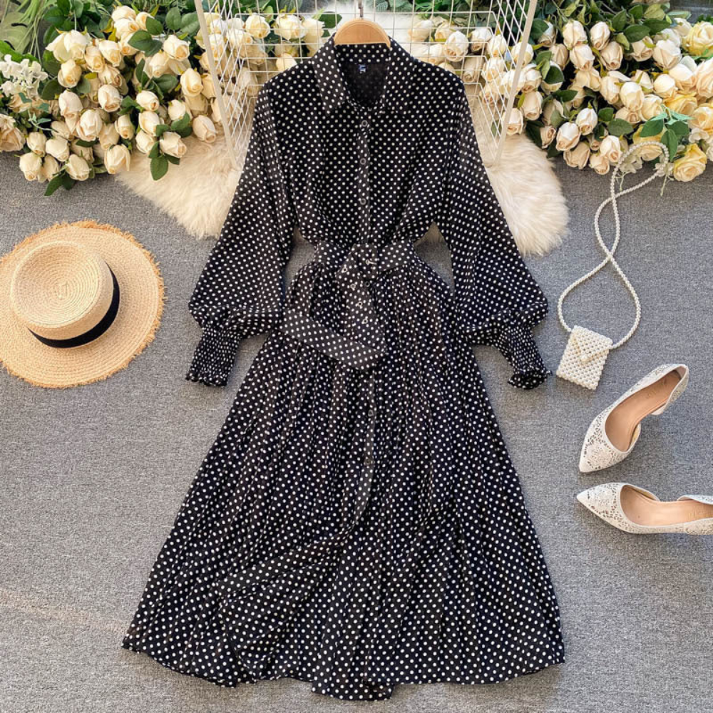 Nana - Zomerse Maxi-jurk met Stippen en Geplooide Details