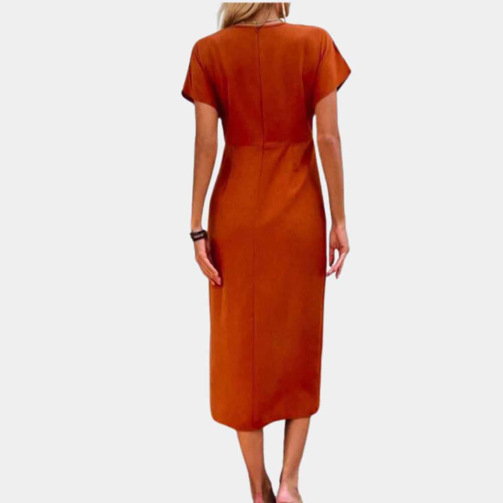 Nadia - Tijdloze V-hals Midi met een moderne zomerse twist