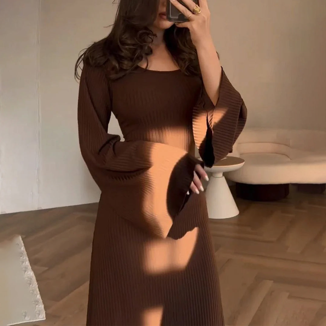 ELENA - Elegante zomerse gebreide jurk