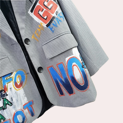 Berthe - Oversized damesblazer met tekst voor de zomer