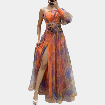 Lola - Stijlvolle one shoulder damesjurk met split voor de zomer
