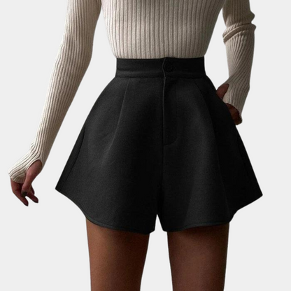 Khuja - Elegante zomershort voor dames