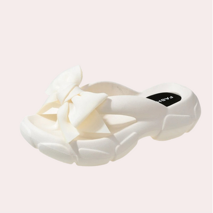 Abby - Elegante zomerse damesslippers met lint