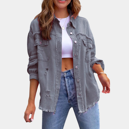 Moderne damesblouse voor de zomer