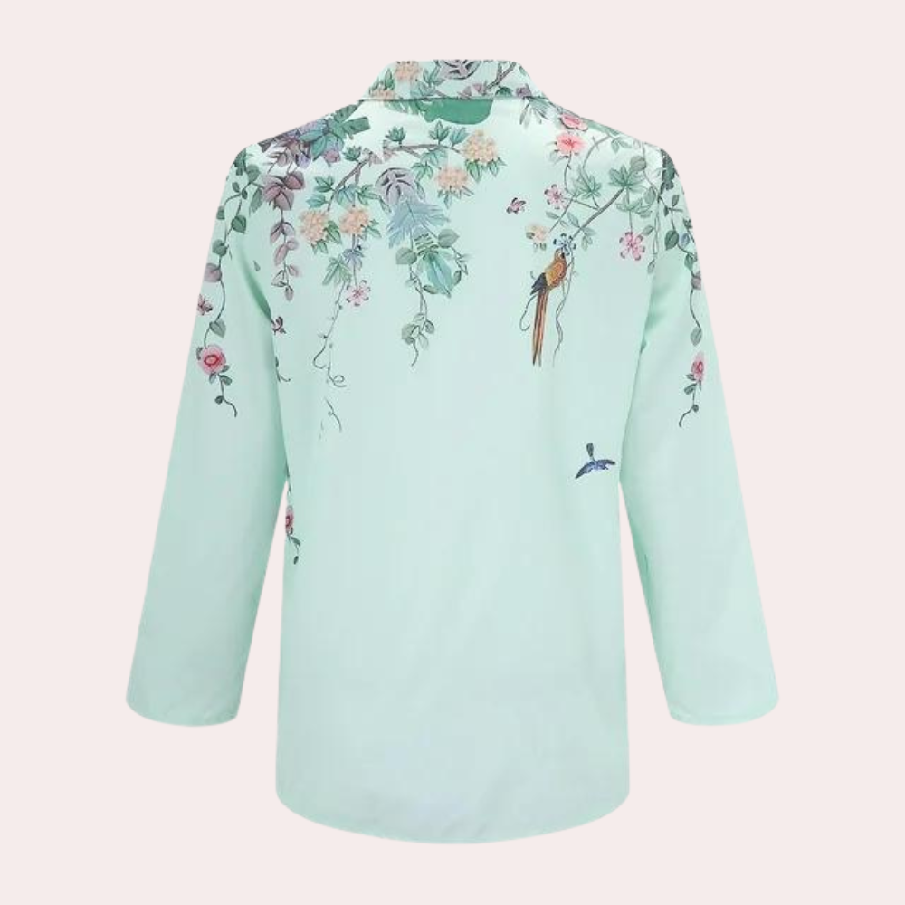 Zomerse gebloemde damesblouse