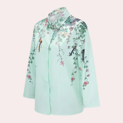 Zomerse gebloemde damesblouse
