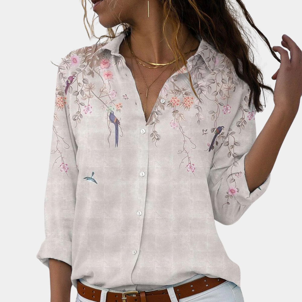 Zomerse gebloemde damesblouse