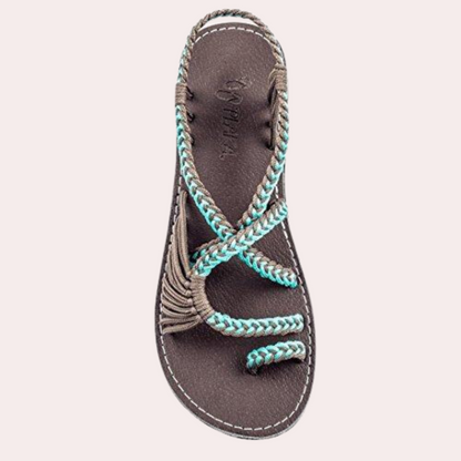 Stijlvolle en kleurrijke zomerse strandsandalen voor vrouwen