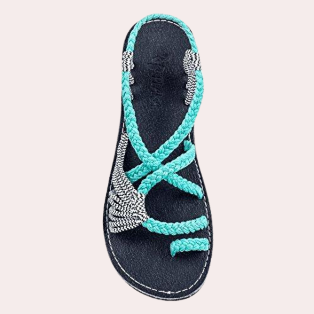 Stijlvolle en kleurrijke zomerse strandsandalen voor vrouwen