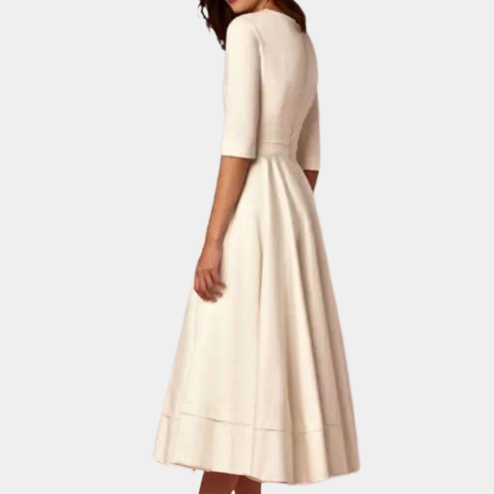 Elegante damesjurk met v-halslijn voor de zomer
