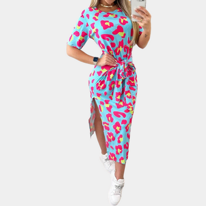 Katya - Modieuze Zomerjurk met Luipaardprint