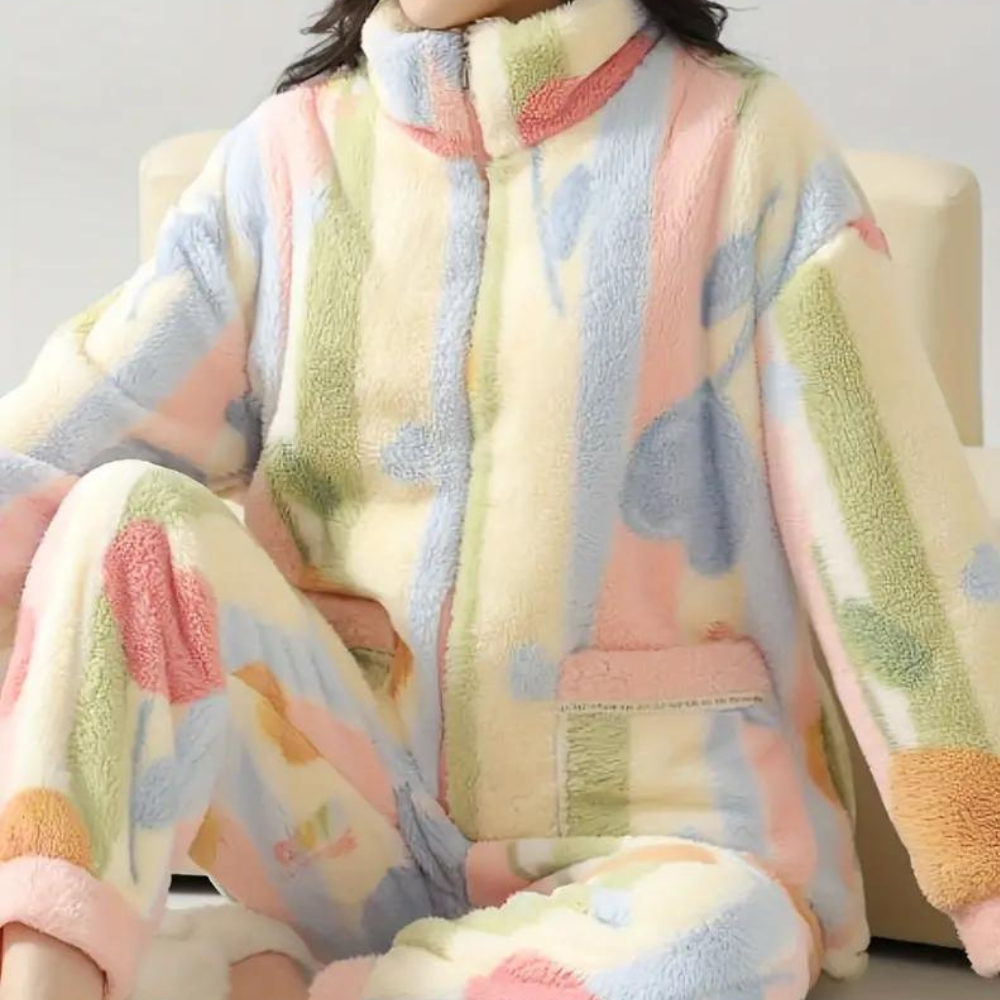 Romhilda - Zachte en kleurrijke pluche pyjamaset voor dames - Perfect voor de lente en zomeravonden