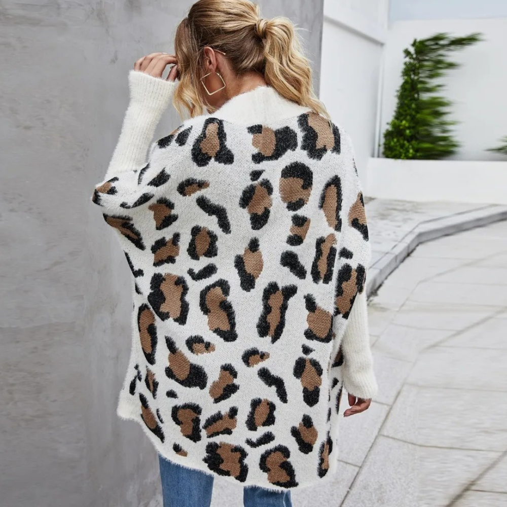 ORINTHIA - Modieus Damesvest met Luipaardprint voor de Zomer