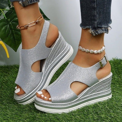 BRYNLEIGH - Trendy zomerse sleehak sandalen